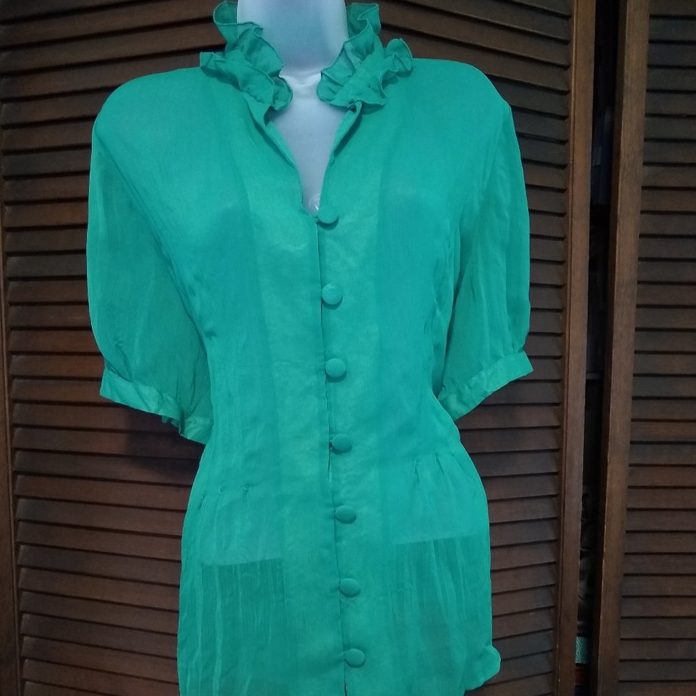 Green Crepe Blouse Ruffled Collar Short Sleeve 20